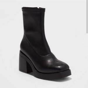 Target Cece sock boots new without tags